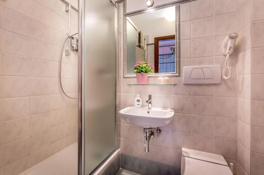 Room, B&B Antiche Armonie, Florence