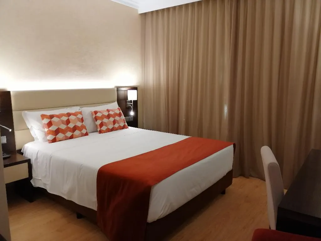 DOUBLE CLASSIC Room, Monaco, Algarve