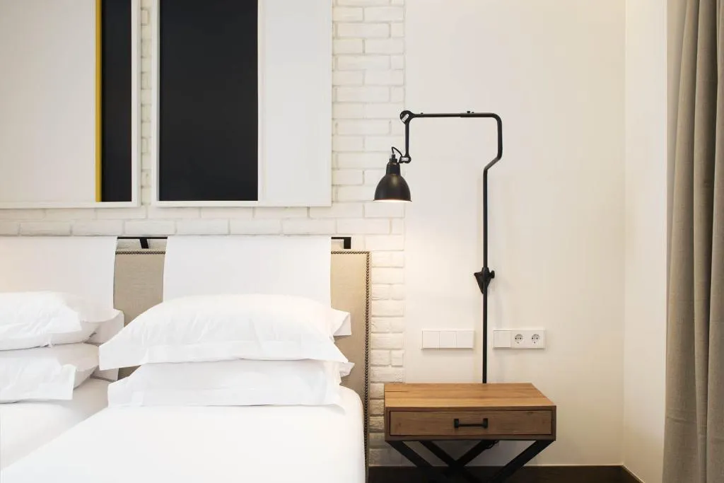 SINGLE CLASSIC Room, The Corner Hotel, Barcelona