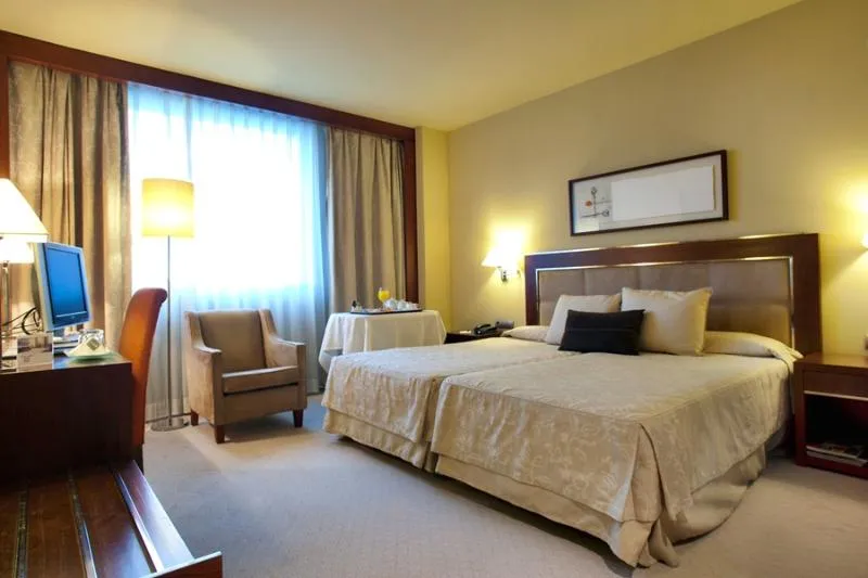 JUNIOR SUITE STANDARD Room, Nuevo Madrid, Madrid