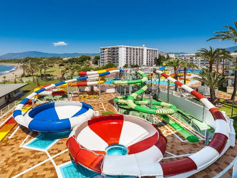 Sports and Entertainment, Globales Playa Estepona, Costa Del Sol