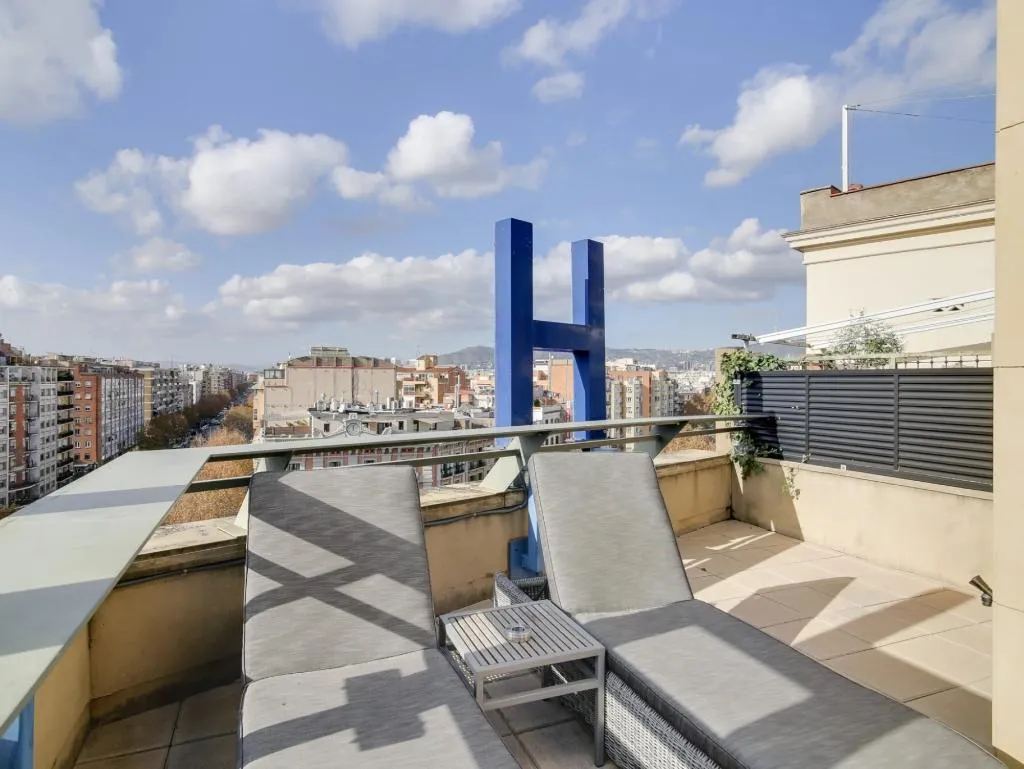 JUNIOR SUITE STANDARD Room, Barcelona Universal, Barcelona