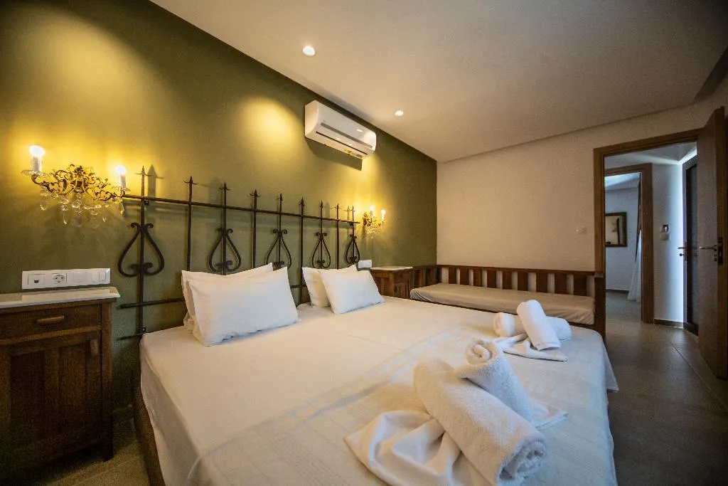 APARTMENT THREE BEDROOMS Room, Mika Villas & Suites, Crete