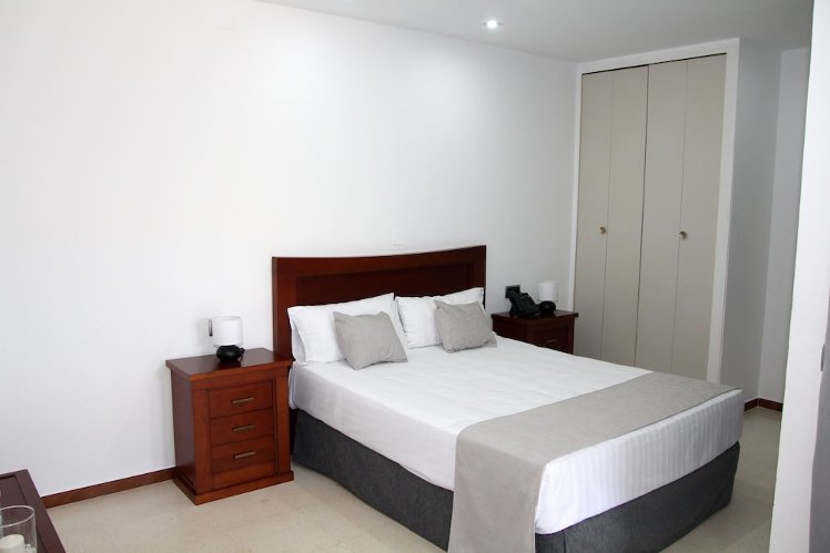 Hospedium Hotel Blu Torre De Sevilla, Seville
