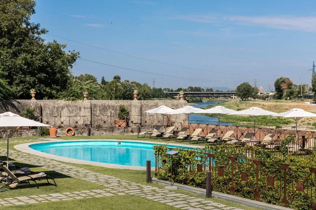 Pool, Hotel Mulino di Firenze, WorldHotels Crafted, Florence