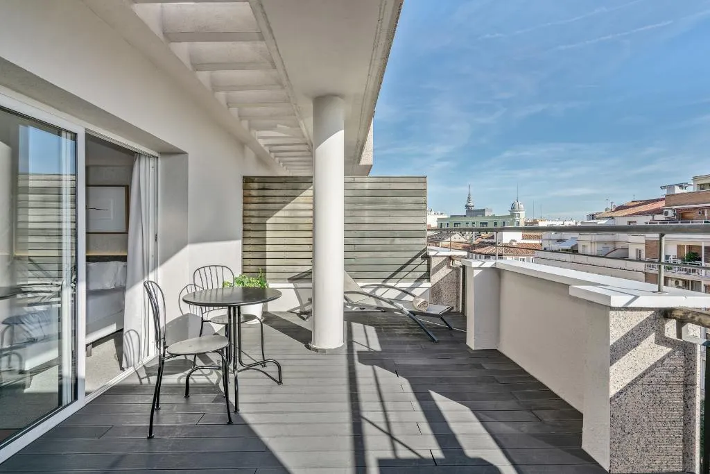 Double or Twin DELUXE WITH TERRACE Room, Vincci Soma, Madrid