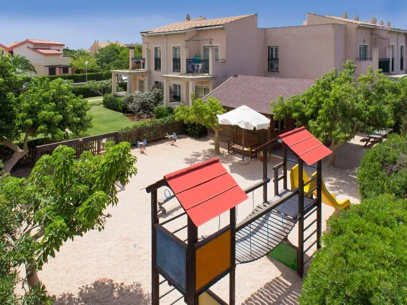 Sports and Entertainment, Zafiro Menorca, Menorca