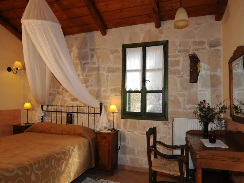 Room, Enagron Ecoturism Village, Crete