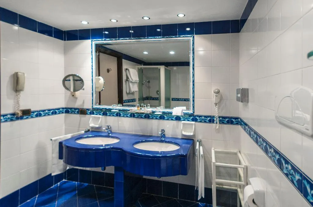 Double or Twin DELUXE OCEAN VIEW SUPERIOR Room, Punta Molino Beach Resort & SPA, Naples
