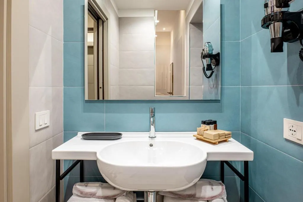 JUNIOR SUITE WITH TERRACE Room, Hotel Vittoria, Naples