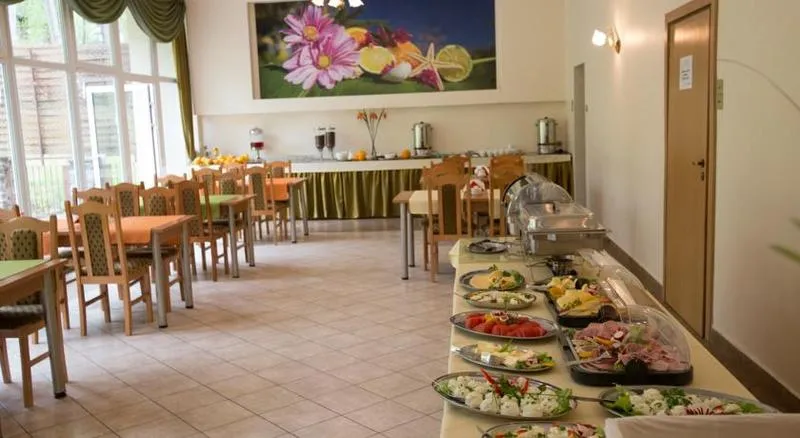 Restaurant, Fala Osrodek Wypoczynkowy, Gdansk