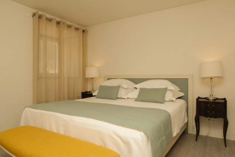 VILLA SUPERIOR Room, Casa Palmela - Small Luxury Hotels & Villas, Lisbon