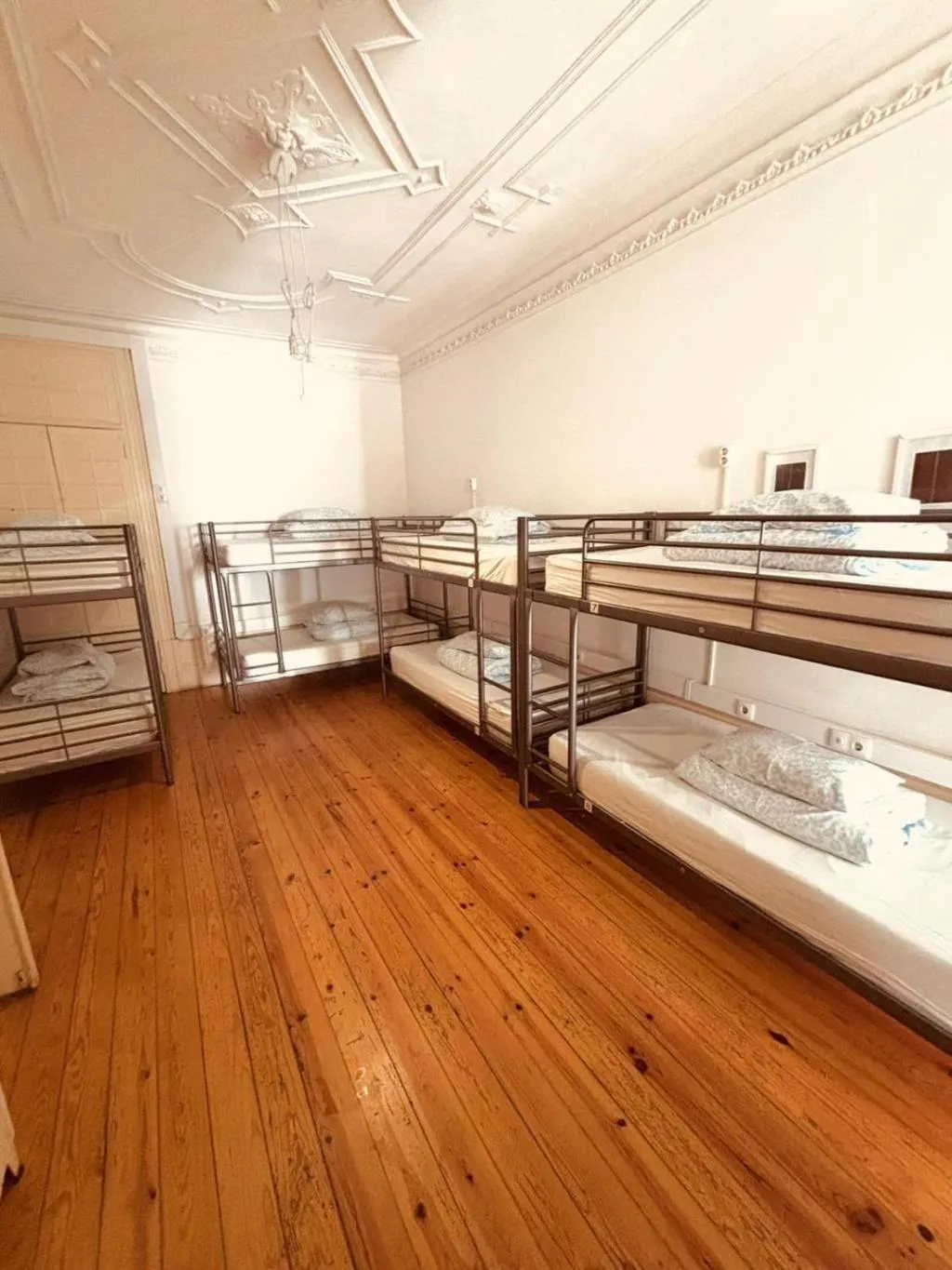 General view, O2 Hostel, Porto
