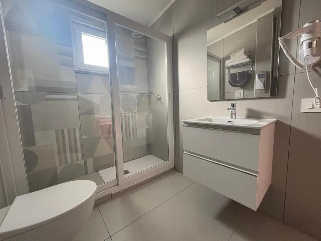 QUADRUPLE DELUXE Room, Hotel La Mela, Naples