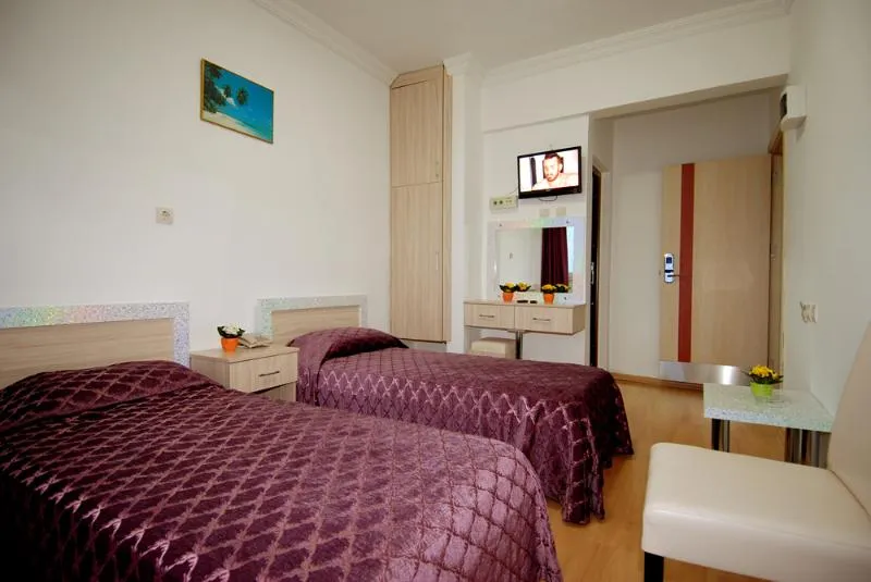 Room, Lara Diamond, Antalya