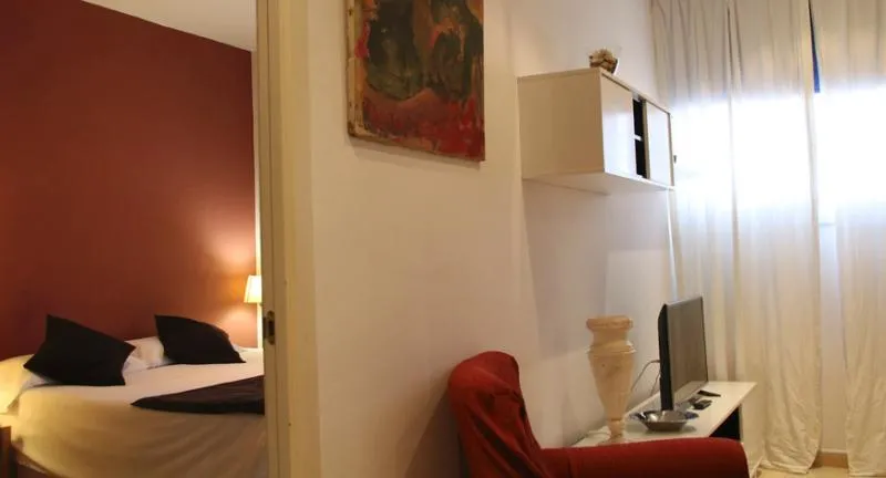 APARTMENT SUPERIOR CAPACITY 2 Room, Travessera Parc Guell Apartamentos, Barcelona