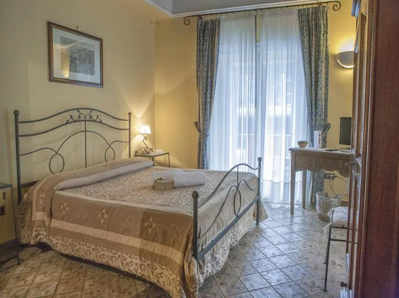 General view, B&B Alloggio dei Vassalli, Naples