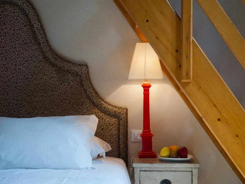QUADRUPLE CITY VIEW Room, Black 5 Florence Suite, Florence