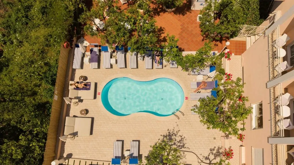 Pool, Hotel Regina Sorrento, Naples