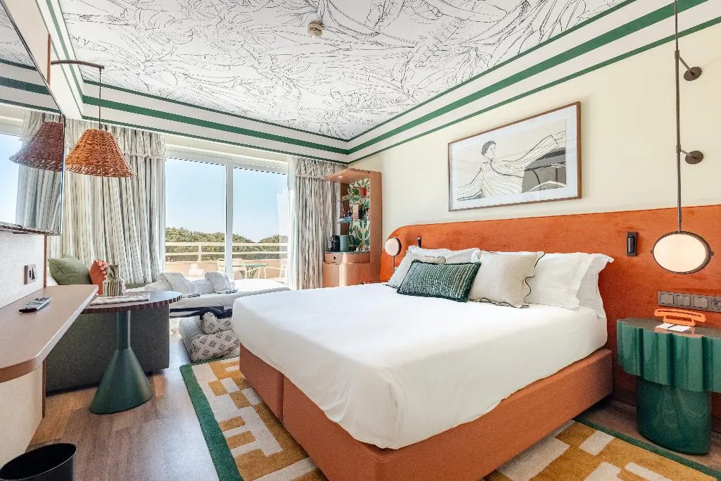 DOUBLE KING SIZE BED Room, Kimpton Quinta Da Marinha Cascais by IHG, Lisbon