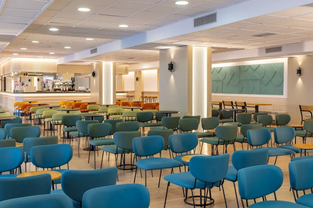 Bar, htop Jadhe, Costa Brava