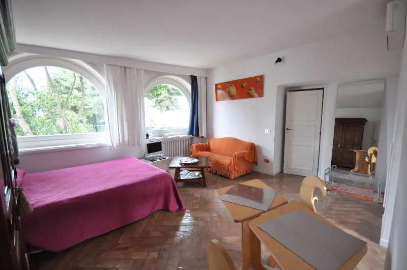 Room, Residenza Le Rose Villa d'Arte, Naples