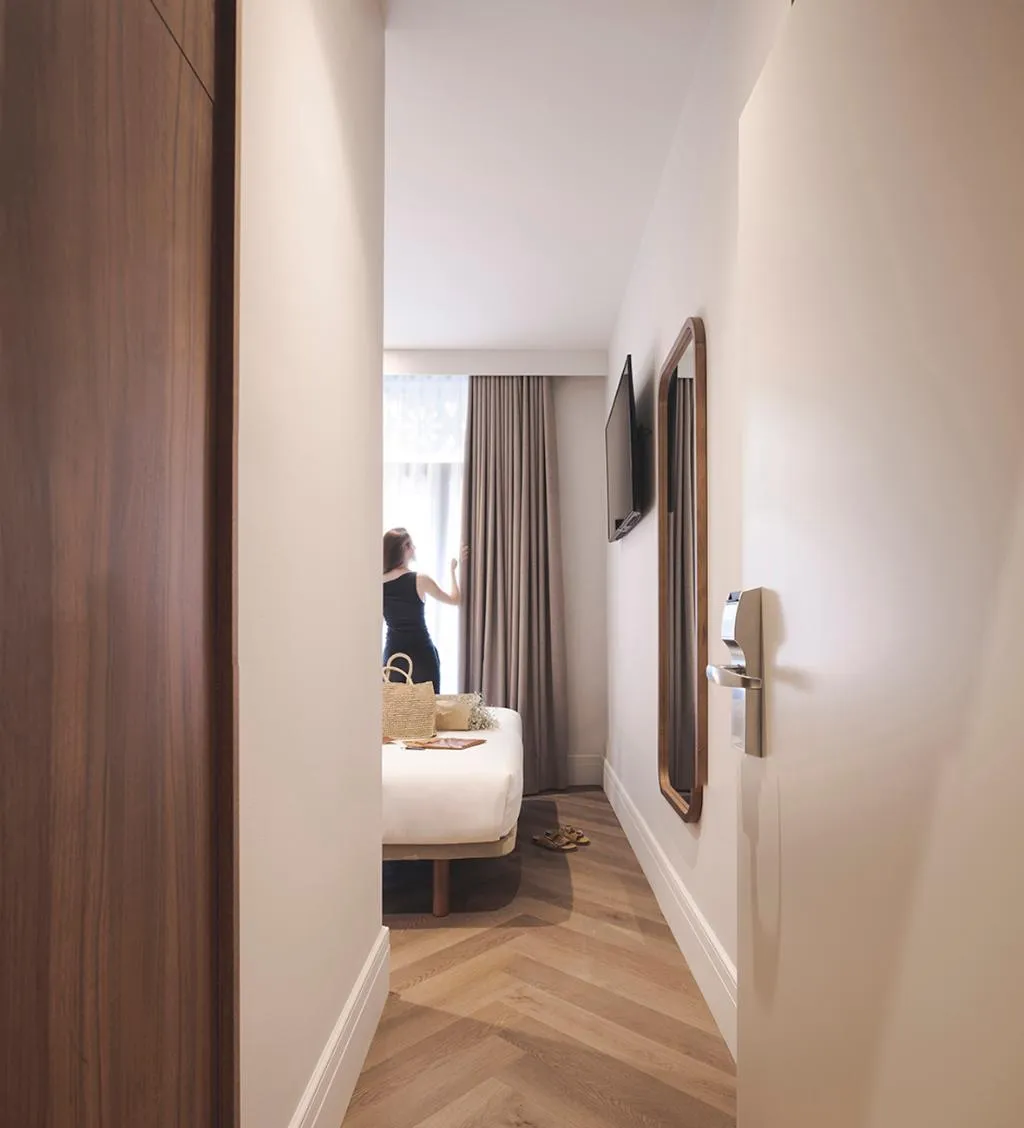 DOUBLE STANDARD Room, Room Mate Oliveira – City Centre, Valencia, Valencia