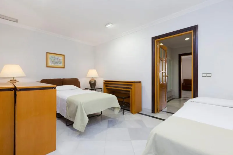 TRIPLE STANDARD Room, Don Curro, Costa Del Sol