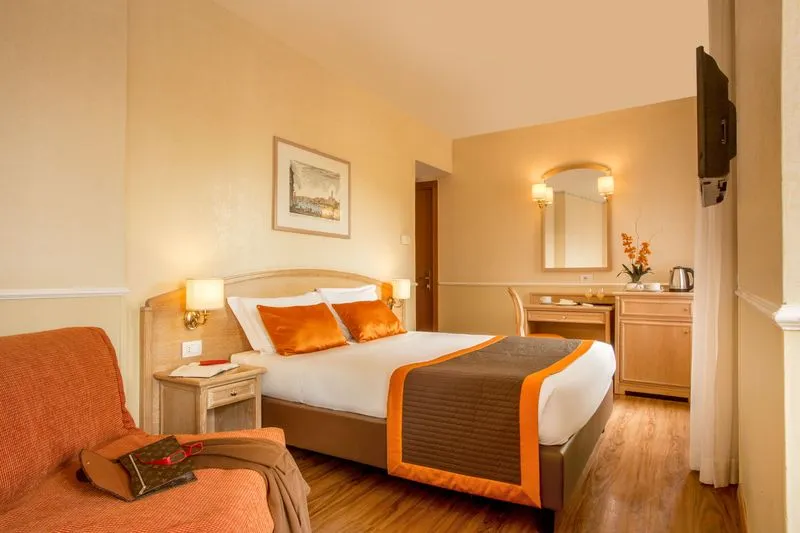 DOUBLE STANDARD Room, Santa Costanza, Rome