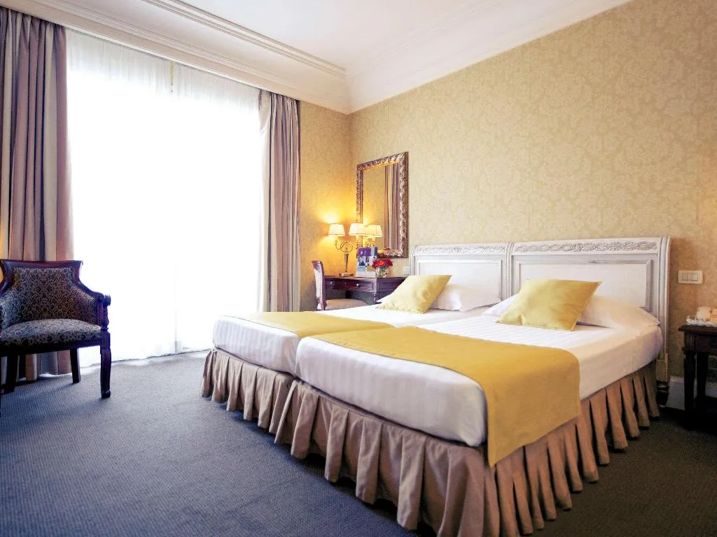 TWIN SUPERIOR Room, Mercure Catania Excelsior, Catania