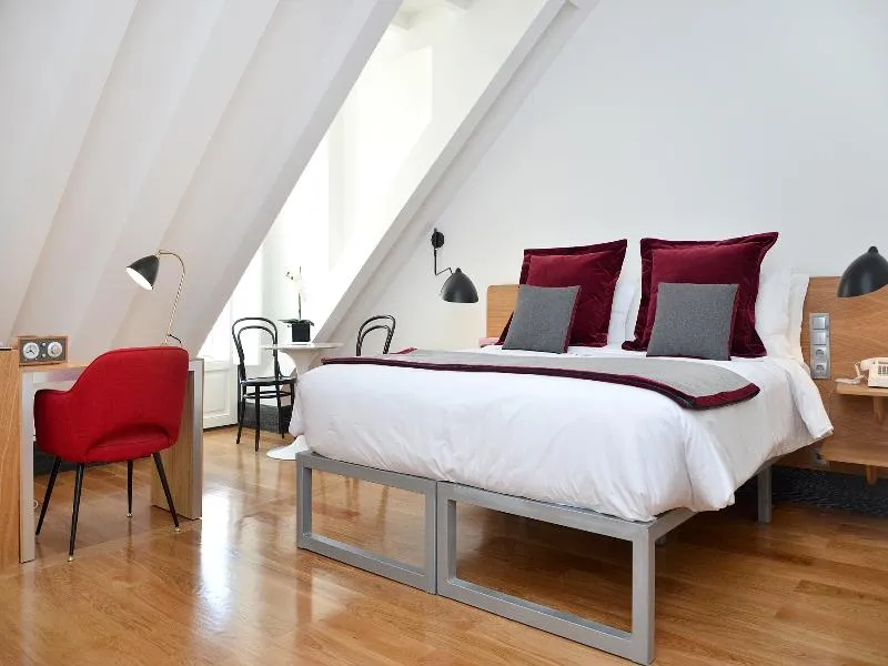 DOUBLE STANDARD Room, Browns Central Hotel, Lisbon