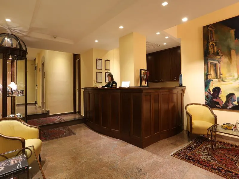 Lobby, Isabella, Taormina