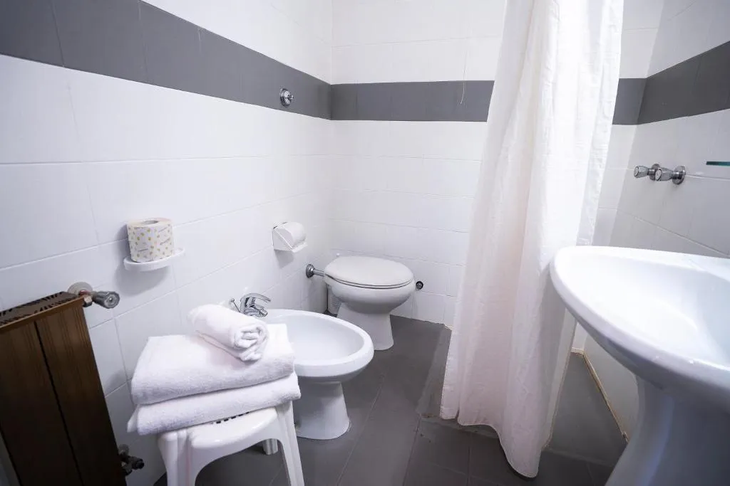 SINGLE STANDARD Room, Albatros, Venice