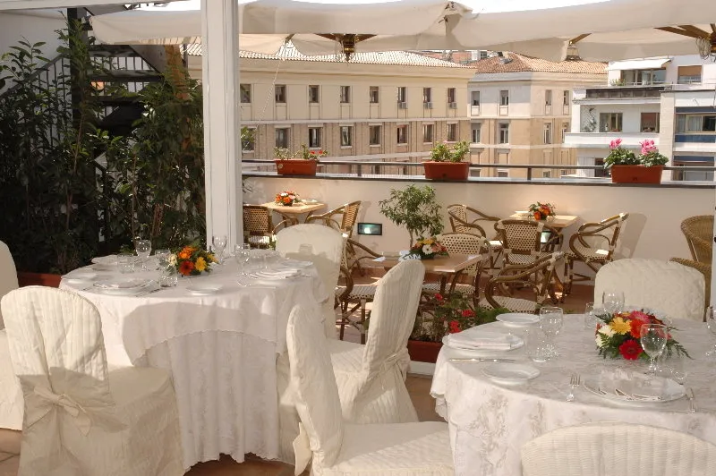 Restaurant, Palazzo Turchini, Naples