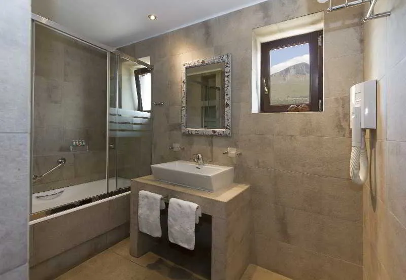 Room, Itilo Traditional Hotel, Kalamata