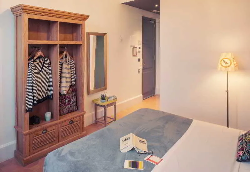 DOUBLE SUPERIOR WITH DOUBLE BED Room, room00 Casa Gracia, Barcelona