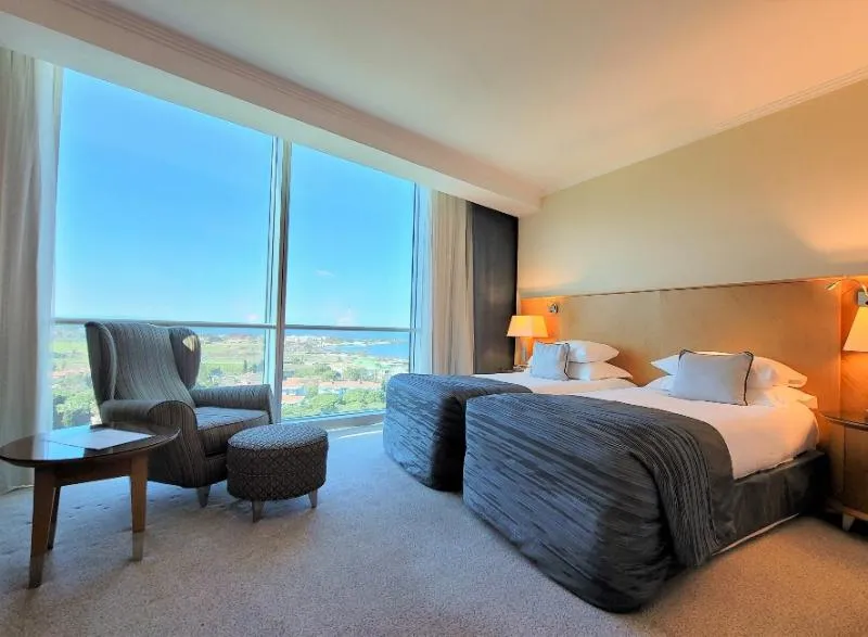 DOUBLE SEA VIEW Room, Wyndham Grand Izmir Ozdilek Thermal & Spa, Izmir