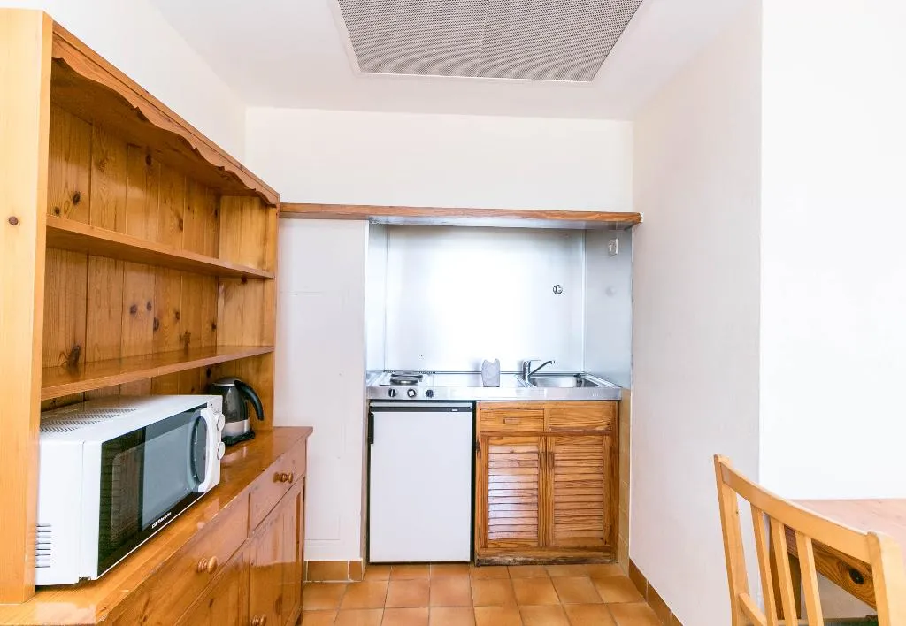 APARTMENT CAPACITY 4 Room, The White Apartments by Ibiza Feeling, Ibiza