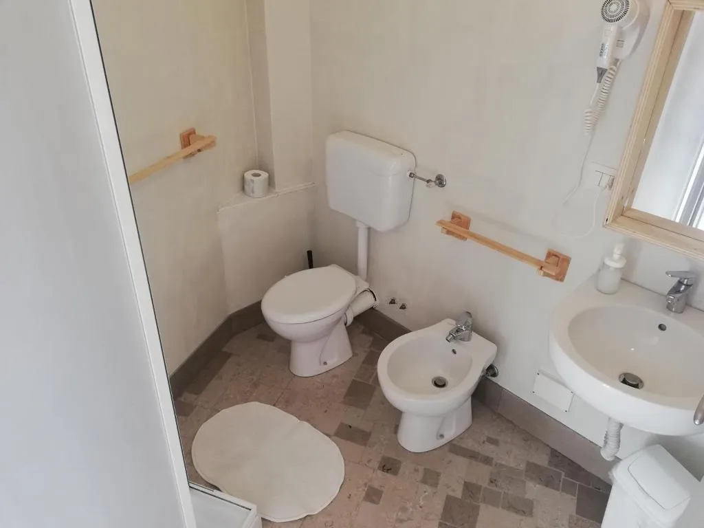 TRIPLE STANDARD Room, Woodhouse Hotel, Milan