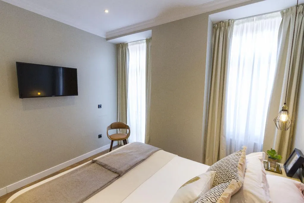 Room, Bairro Alto Suites, Lisbon