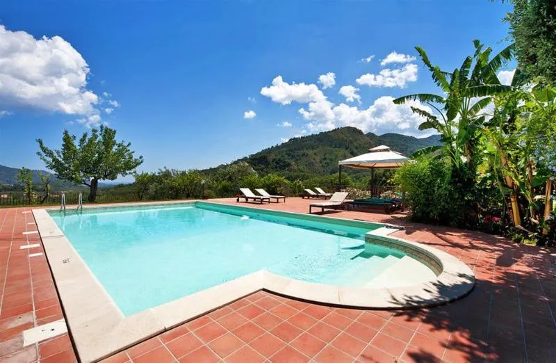 Pool, Casale Romano, Taormina