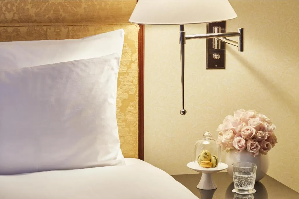 DOUBLE DELUXE Room, Adlon Kempinski Berlin, Berlin