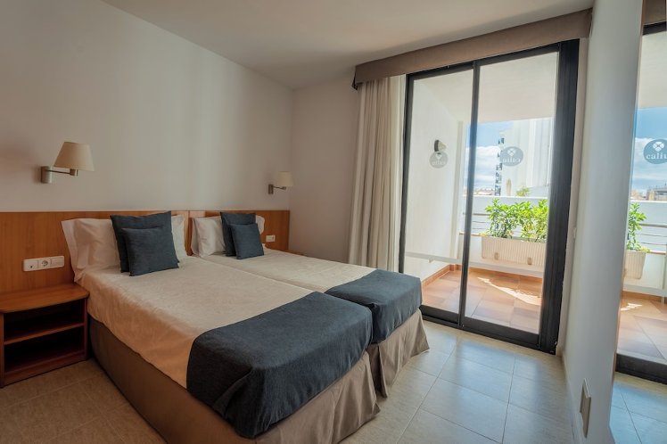 Beatrix 2000 - Caliu Apartments, Costa Brava