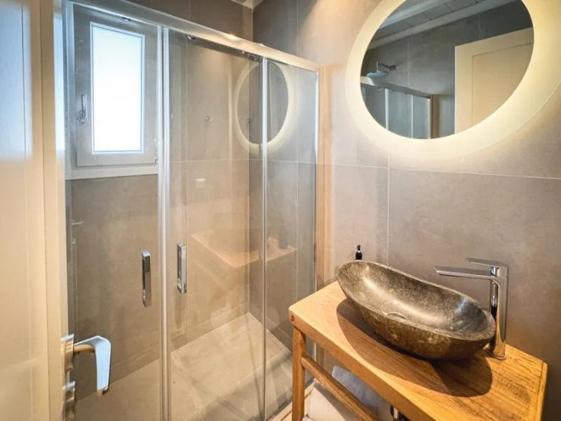 SUITE DELUXE WITH BALCONY Room, Sofos Suites Mykonos, Mykonos