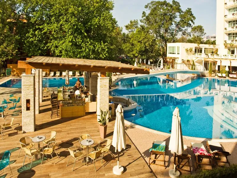Pool, Grand Hotel Nirvana, Bourgas