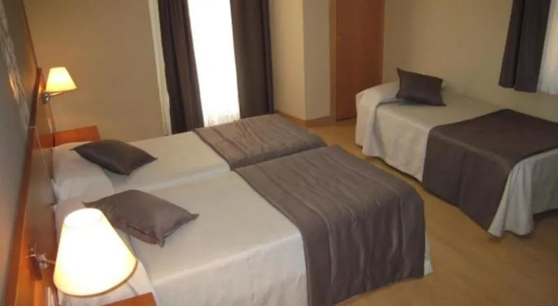 TRIPLE STANDARD Room, Catalunya, Barcelona