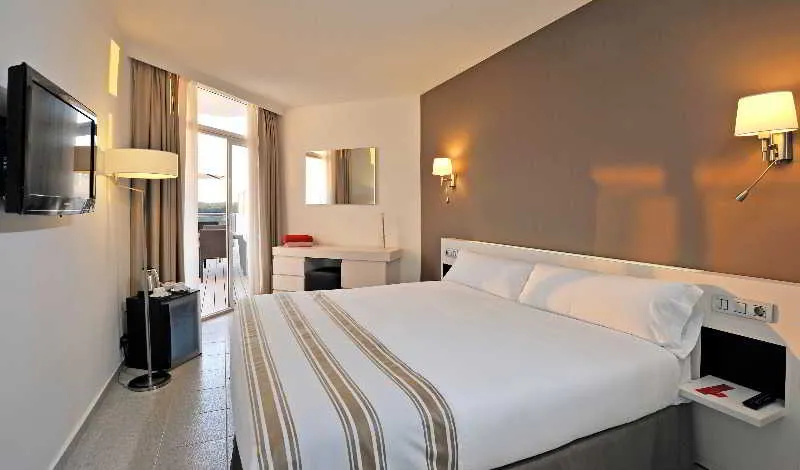 Room, Meliá Cala Galdana, Menorca