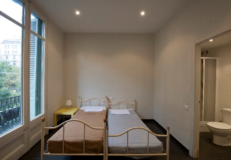 Room, Hostal Two Pillows, Barcelona
