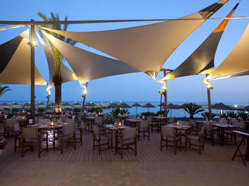 Restaurant, Amathus Beach Hotel Limassol, Cyprus