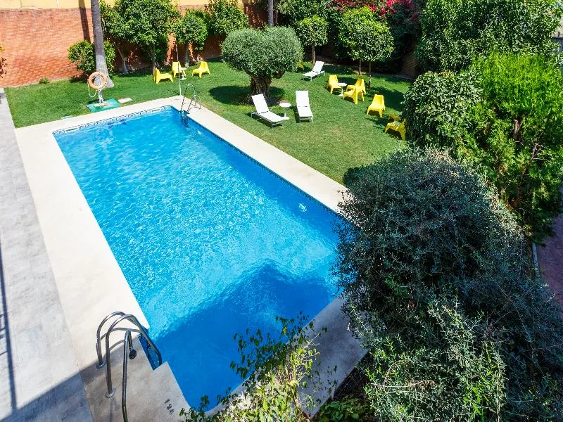 Pool, AACR Monteolivos Hotel, Seville